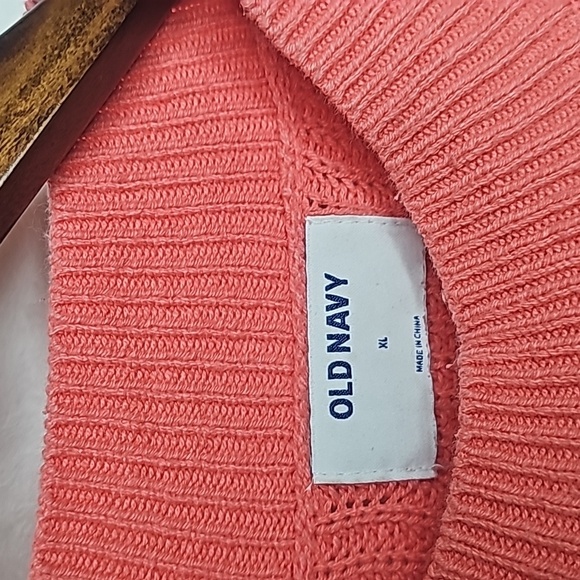 Women's Pink XL Old Navy Crew Neck Sweater - Picture 4 of 6